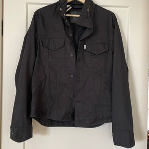 NWOT Levi black Jean jacket